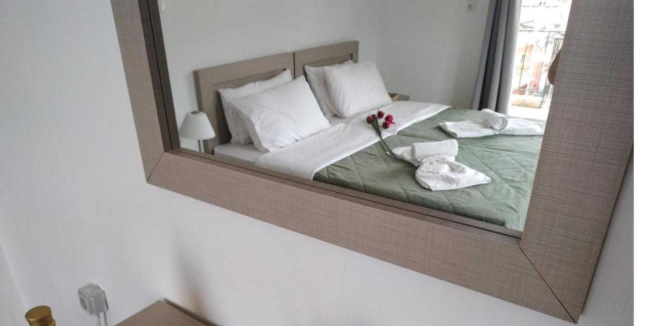 Central Hotel Парга Экстерьер фото